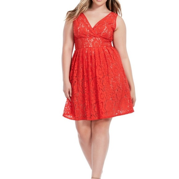 Adrianna Papell Dresses & Skirts - ADRIANNA PAPELL Sleeveless V-Neck Lace Dress